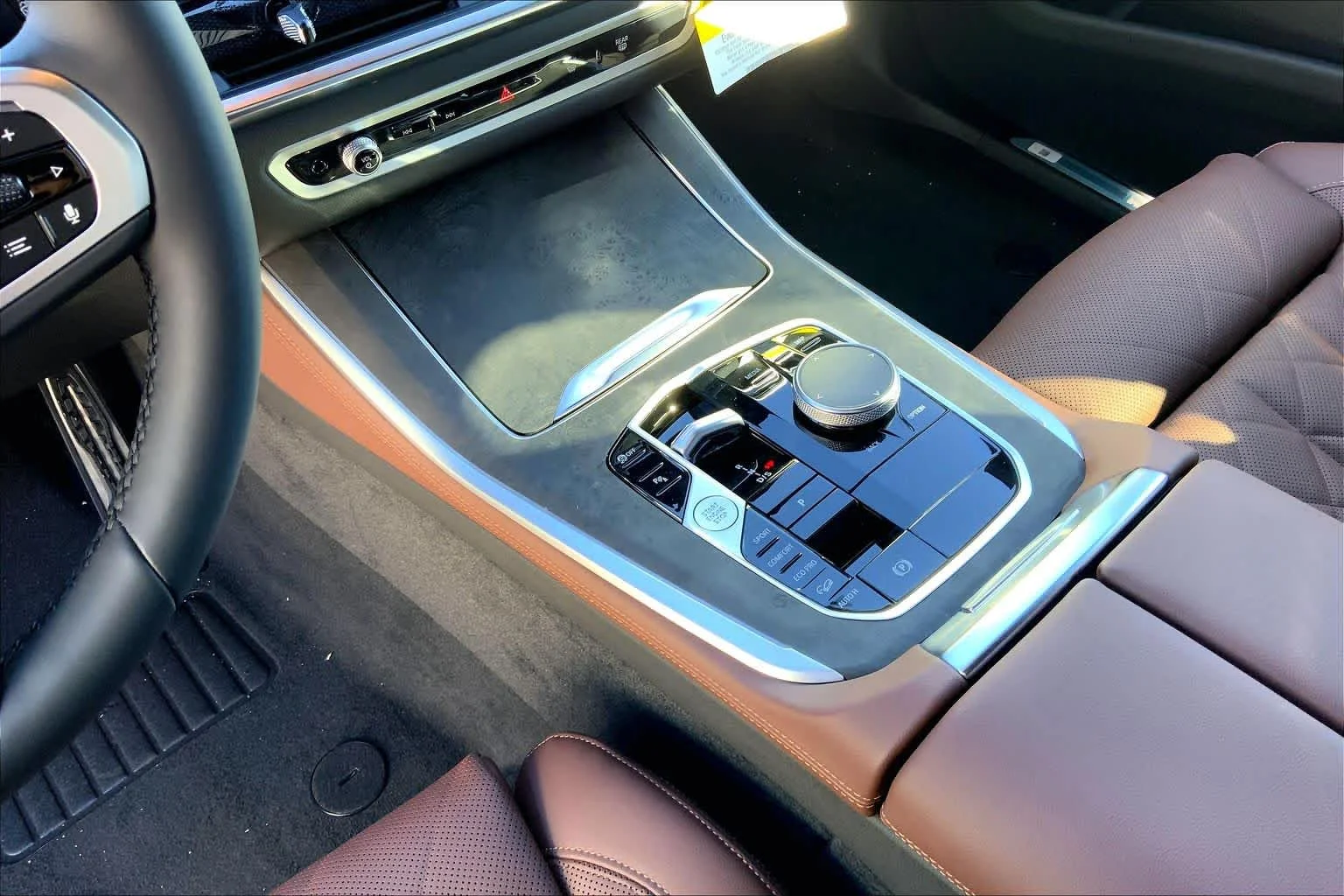 New 2026 Alpine White BMW xDrive40i image 7