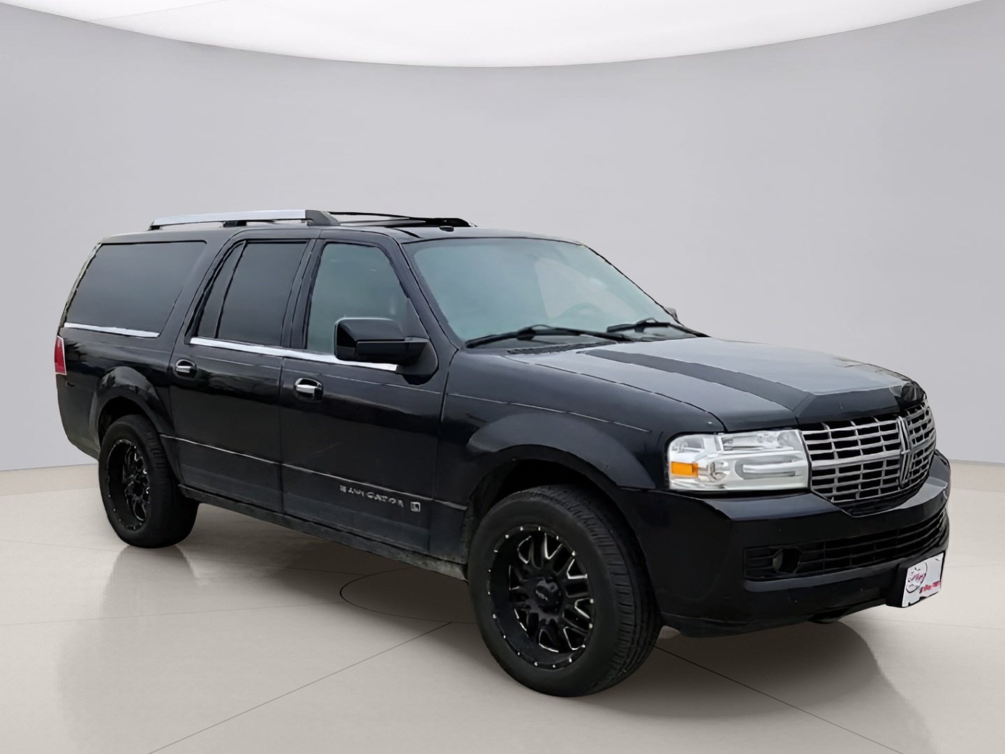 Used 2013 Black Lincoln L 4WD image 2