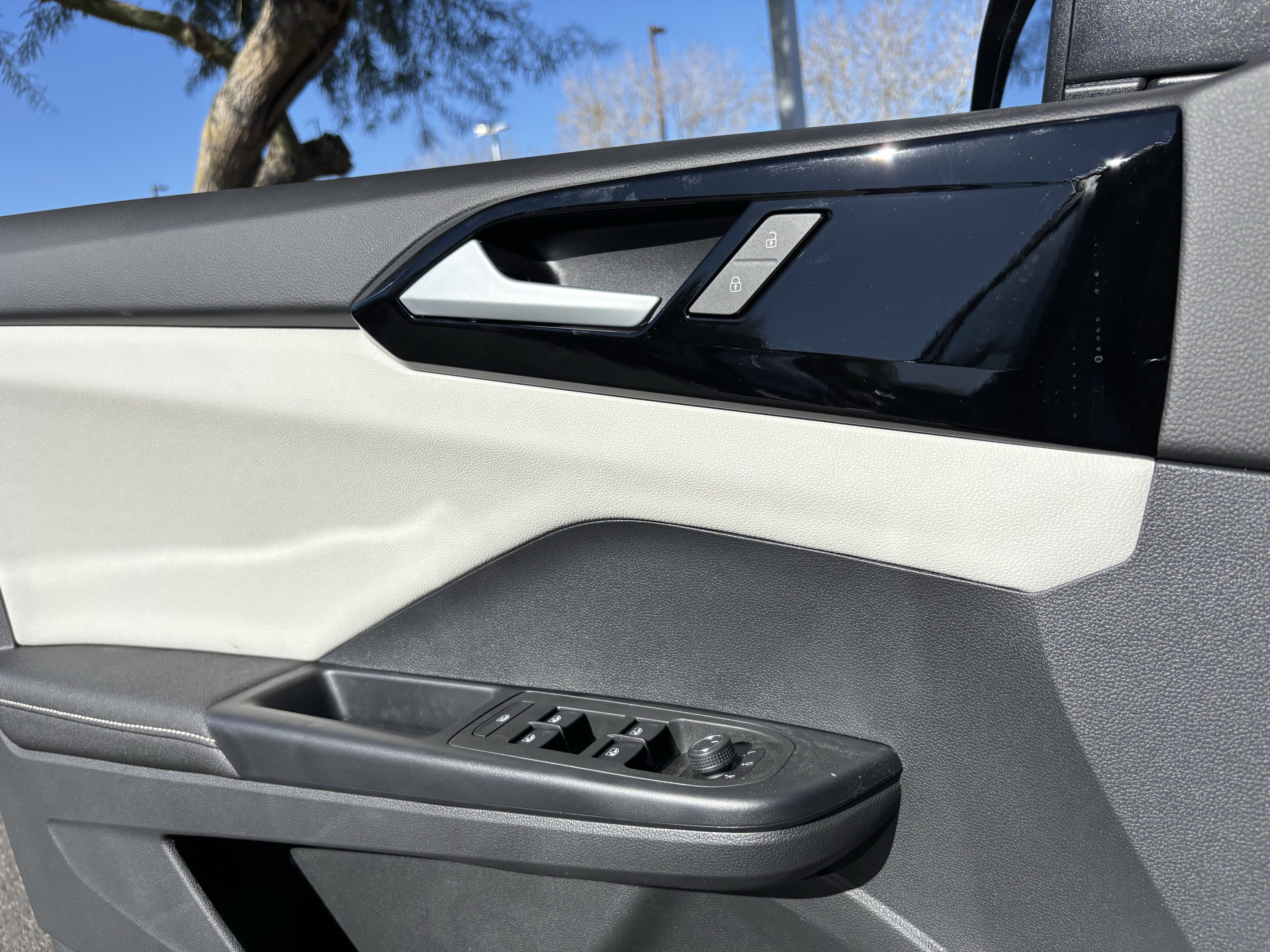 New 2026 Pyrite Silver Metallic Volkswagen S image 17