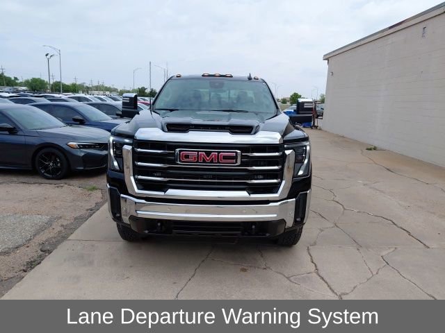 New 2025 Onyx Black GMC SLT image 9
