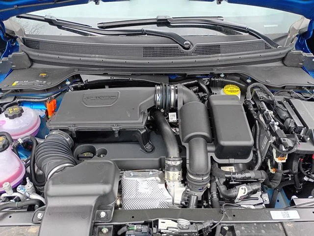 New 2026 Hydro Blue Pearl-Coat Exterior Paint Jeep Laredo image 22