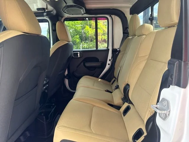 Used 2020 White Jeep Sport image 13
