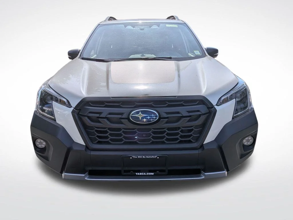 Used 2024 White Subaru Wilderness image 9