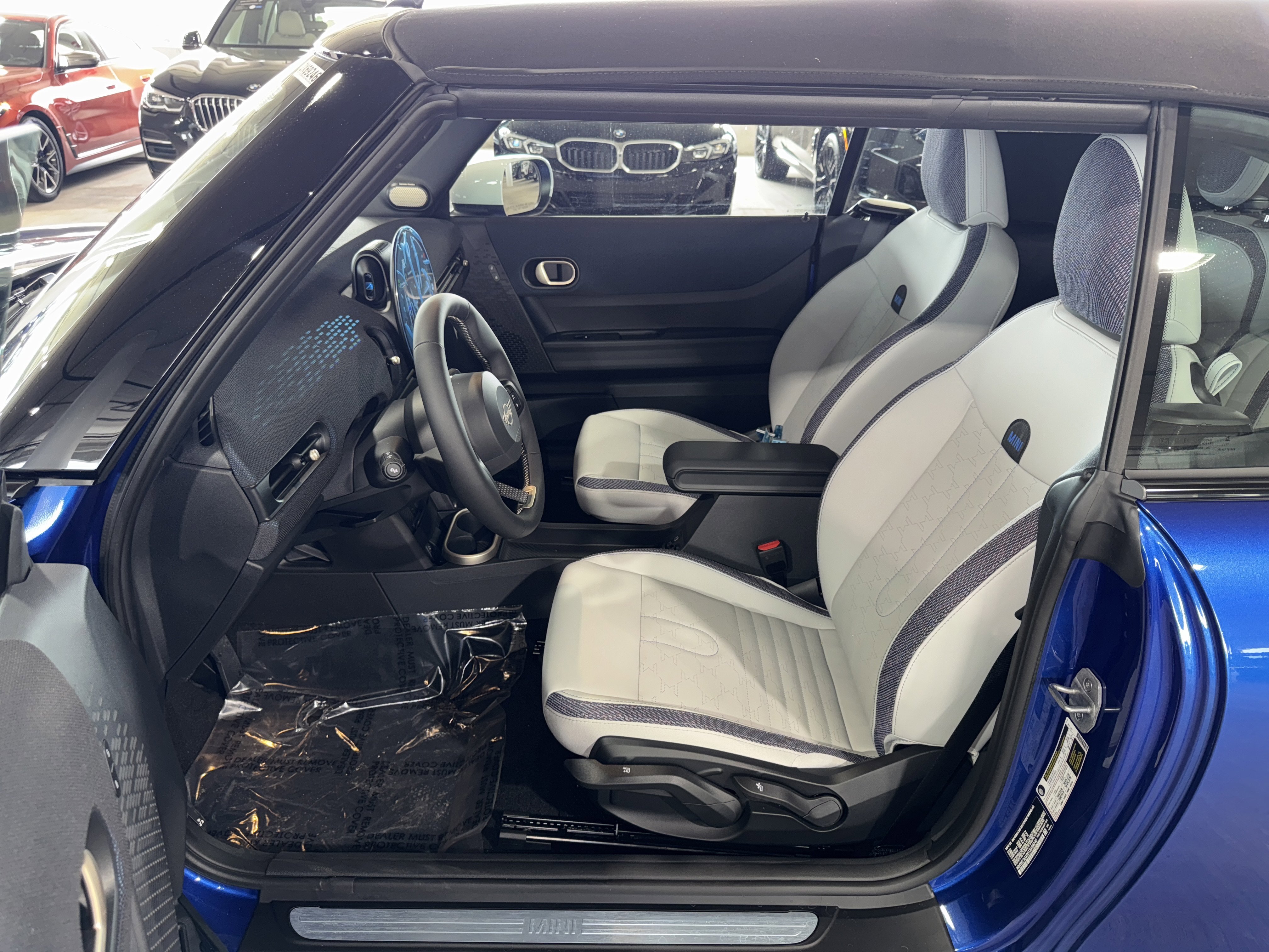 2026 MINI Convertible S - Photo 13