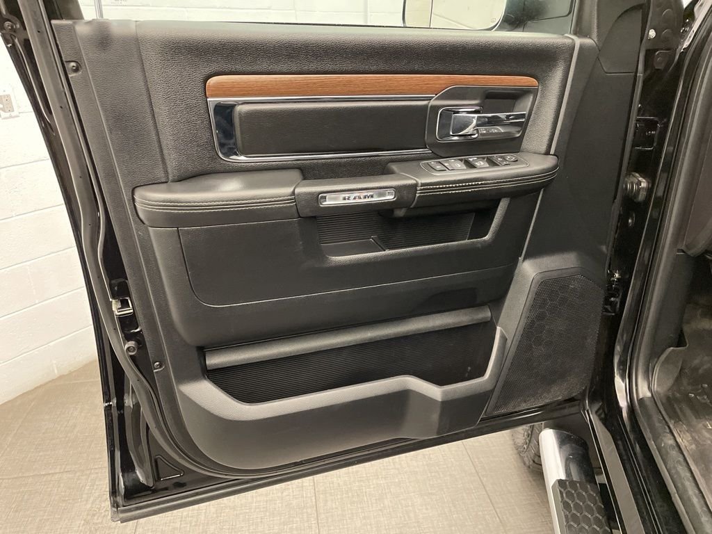 Used 2015 Black Ram Laramie image 23