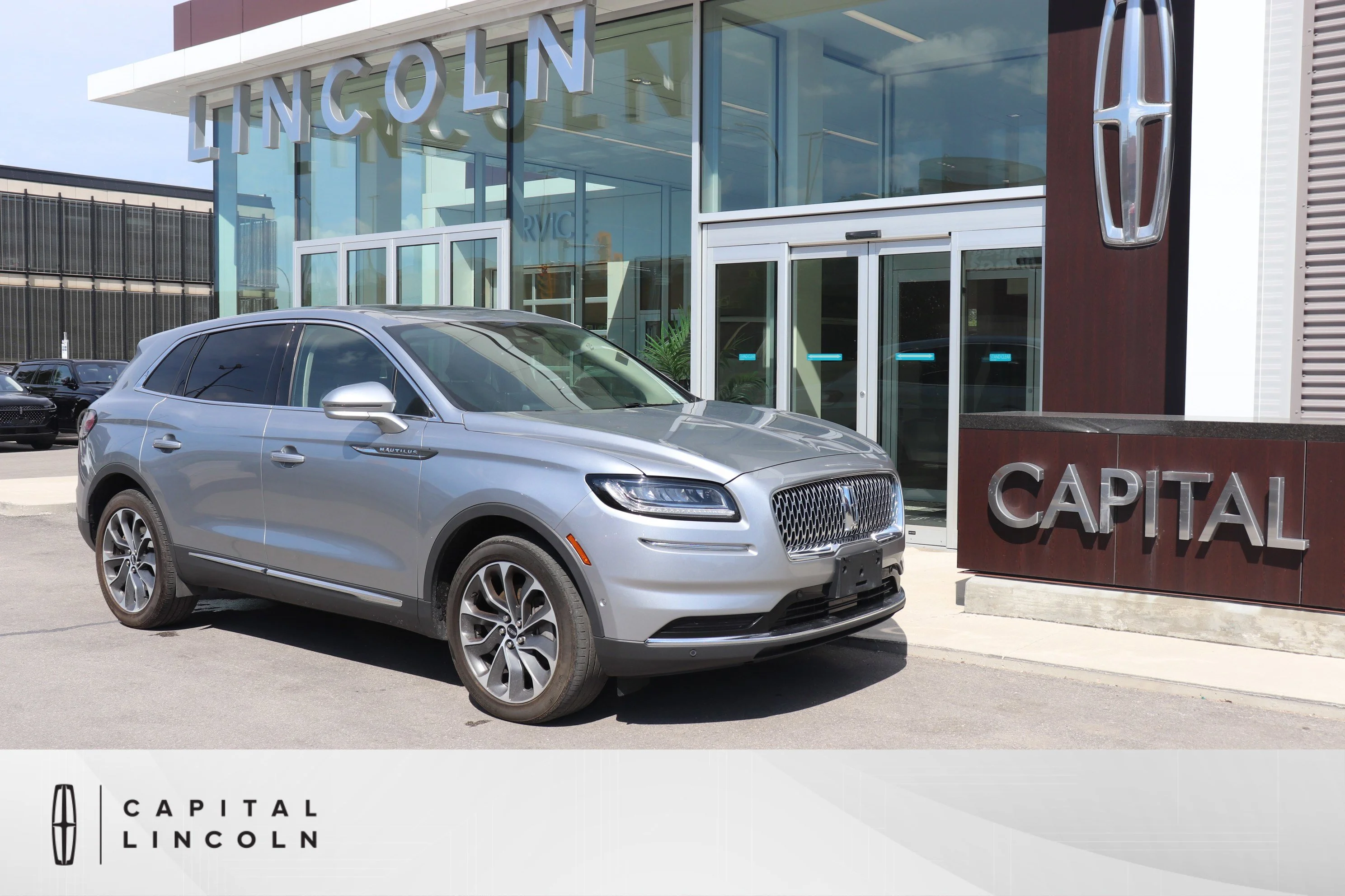 Used 2023 Gray Lincoln Reserve **New Arrival** image 1