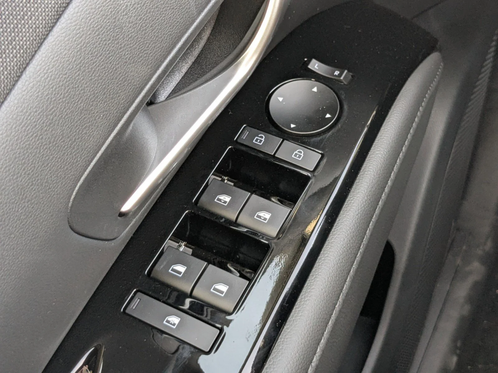 2025 Hyundai Santa Cruz XRT - Photo 25