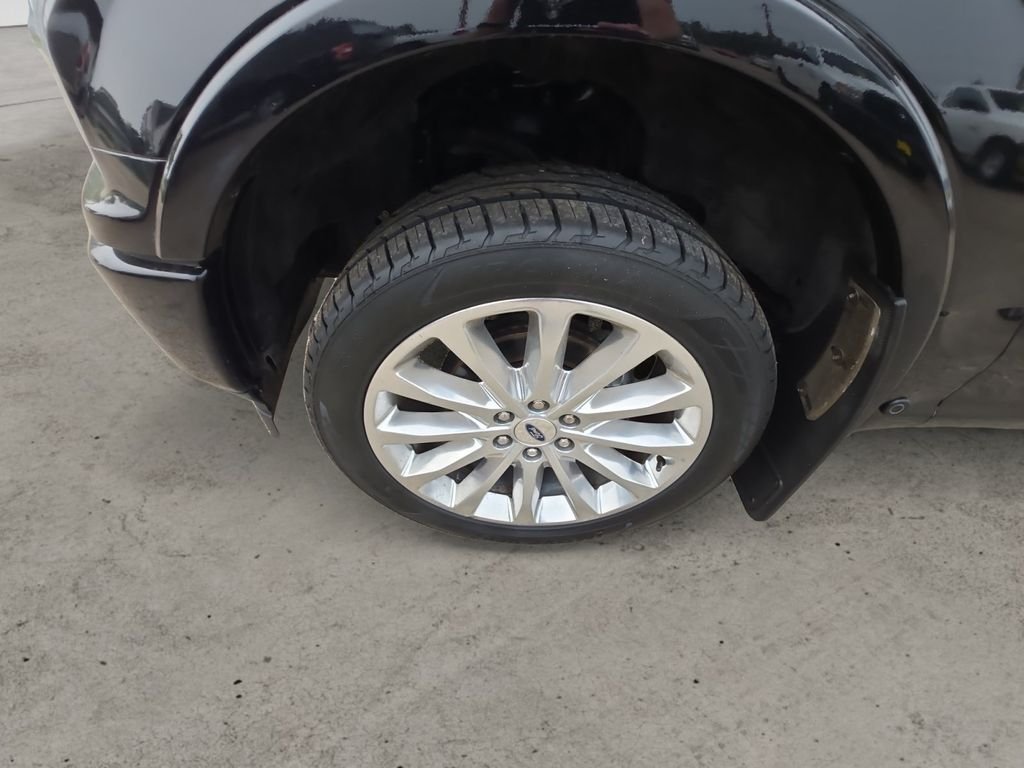 Used 2019 Black Ford Limited image 9