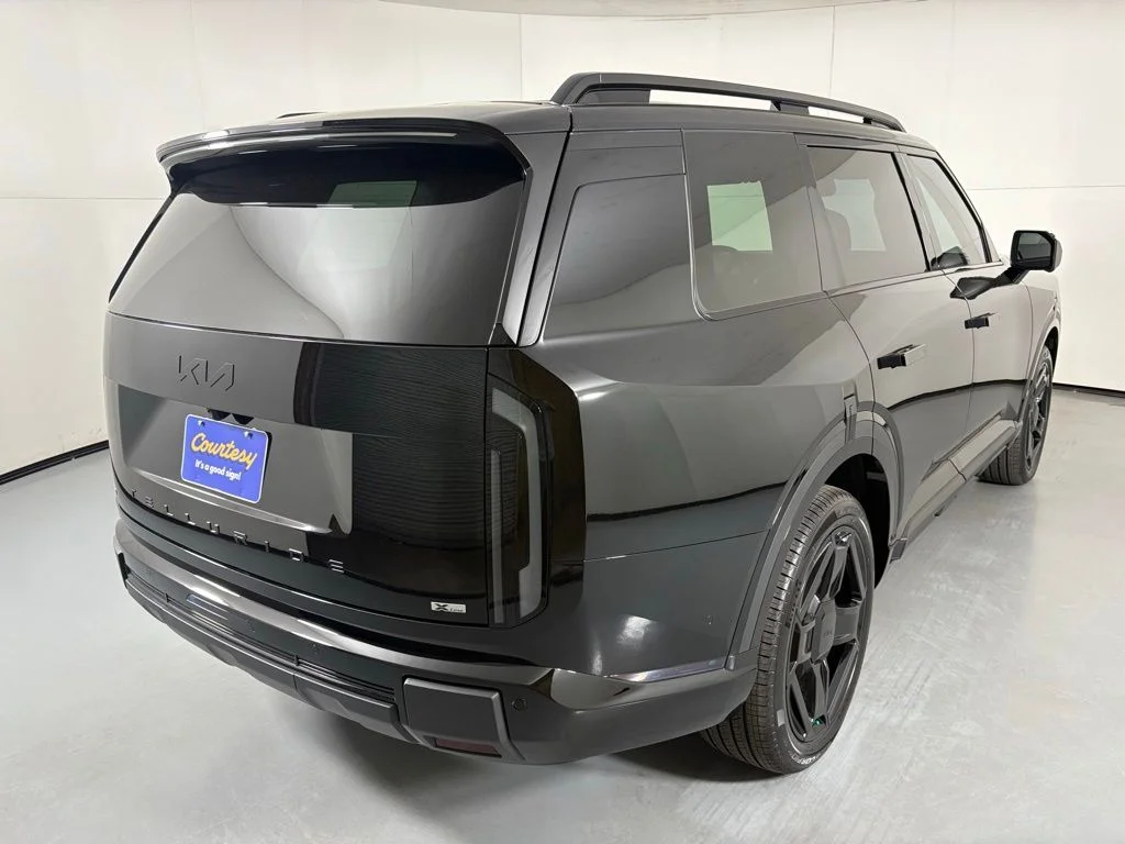 New 2027 Ebony Black Kia X-LINE SX image 8