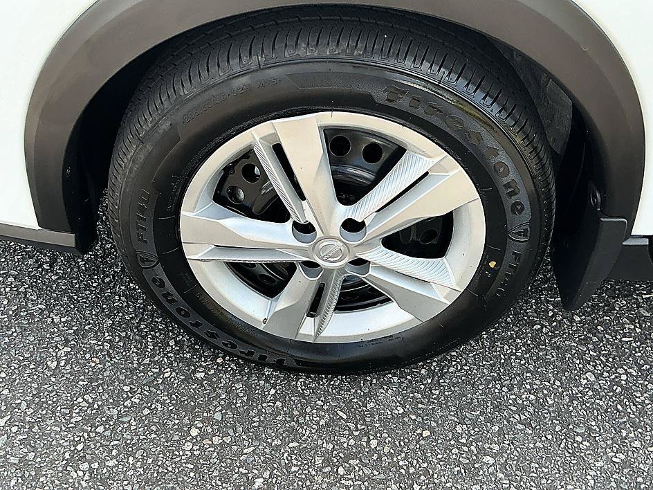Used 2025 Fresh Powder Nissan S image 8