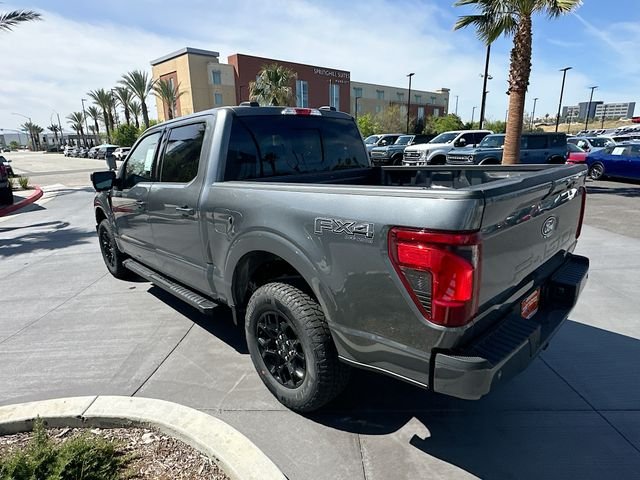 New 2026 Carbonized Gray Metallic Ford XLT image 5