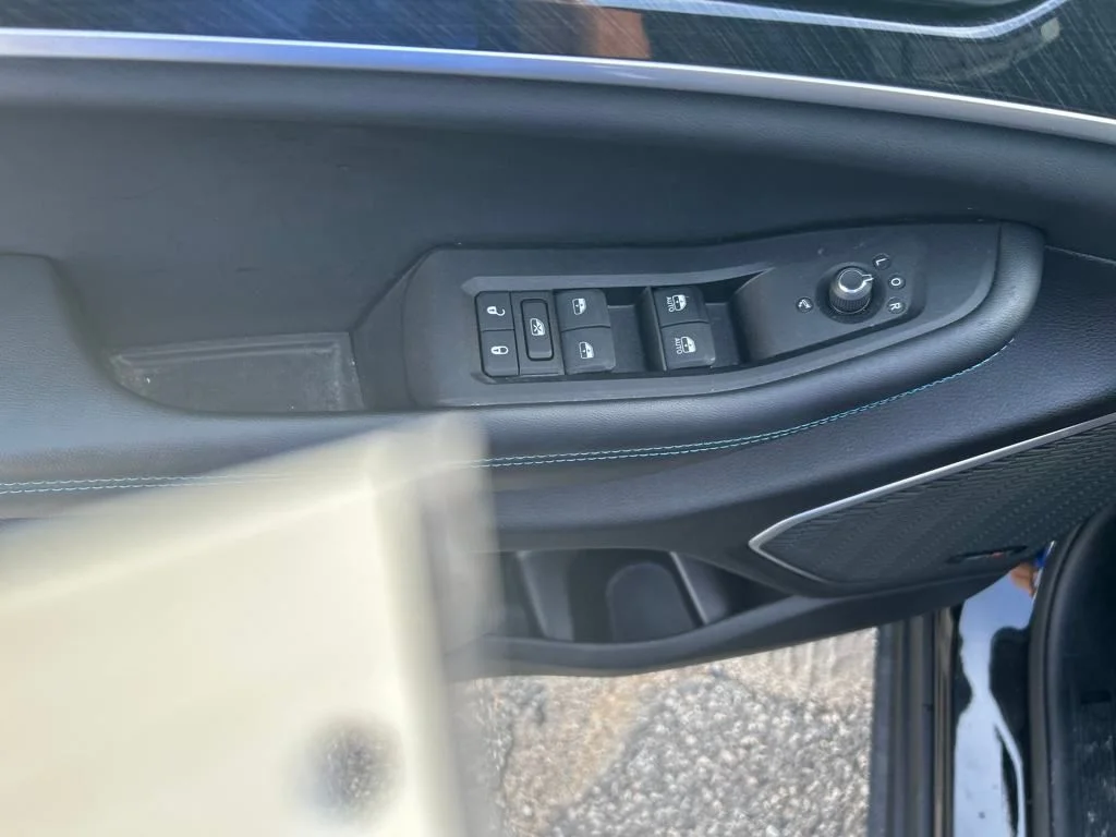 Used 2024 Black Jeep Trailhawk 4xe image 12
