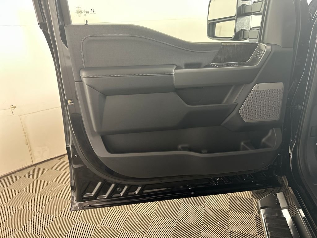 2026 Ford F-350 Super Duty Lariat - Photo 13