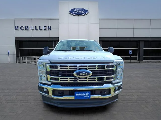 2026 Ford F-250 Super Duty XLT - Photo 6