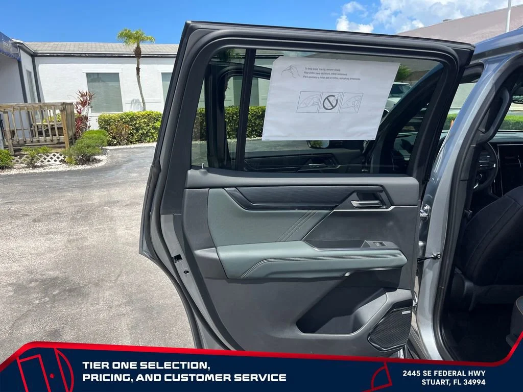 New 2026 Sterling Metallic GMC AT4 image 27