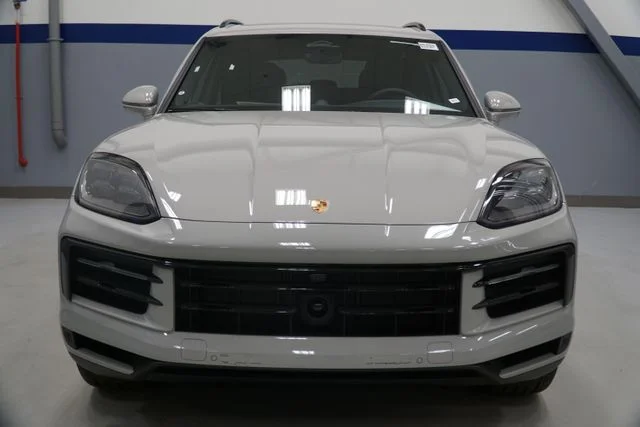 2026 Porsche Cayenne S - Photo 13