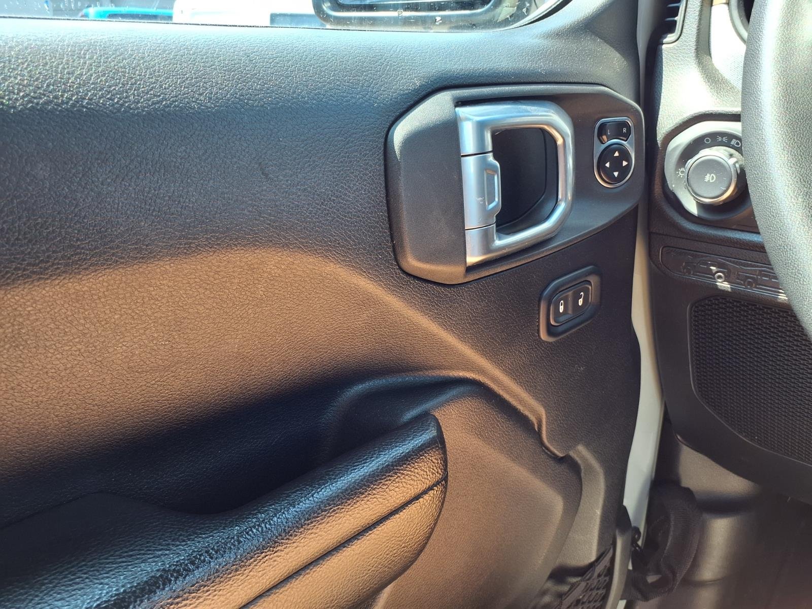 Used 2024 Earl Clear Coat Jeep Sport image 16