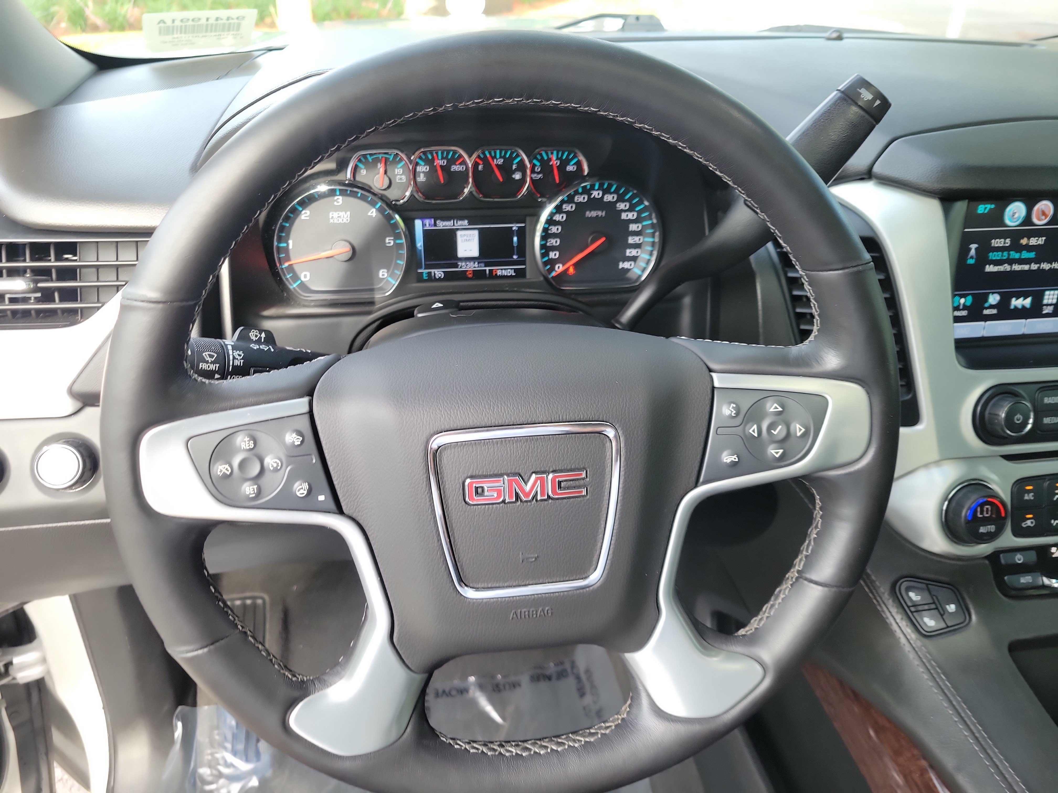 Used 2020 Quicksilver Metallic GMC SLT image 16