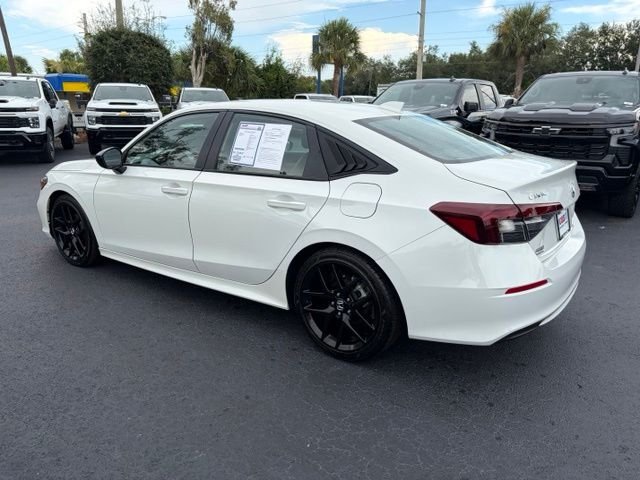 Used 2025  Honda Sport image 4