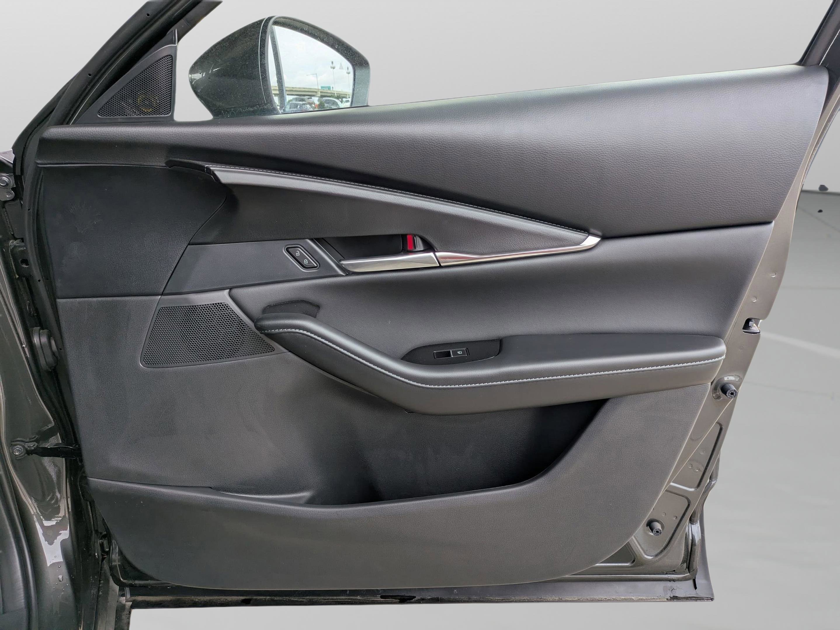 2025 Mazda CX-30 Preferred - Photo 13