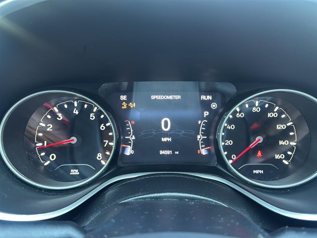 Used 2021 White Clearcoat Jeep Limited image 19