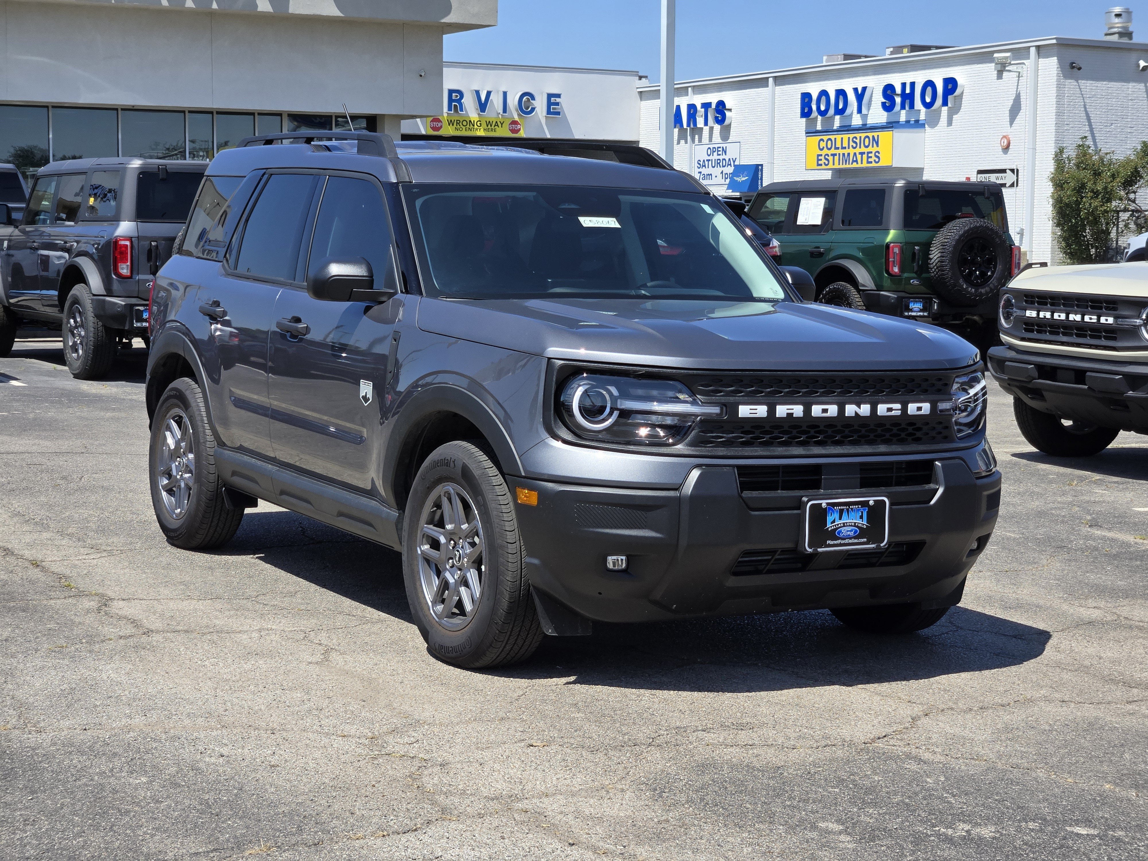 New 2026 Carbonized Gray Metallic Ford Big Bend image 2