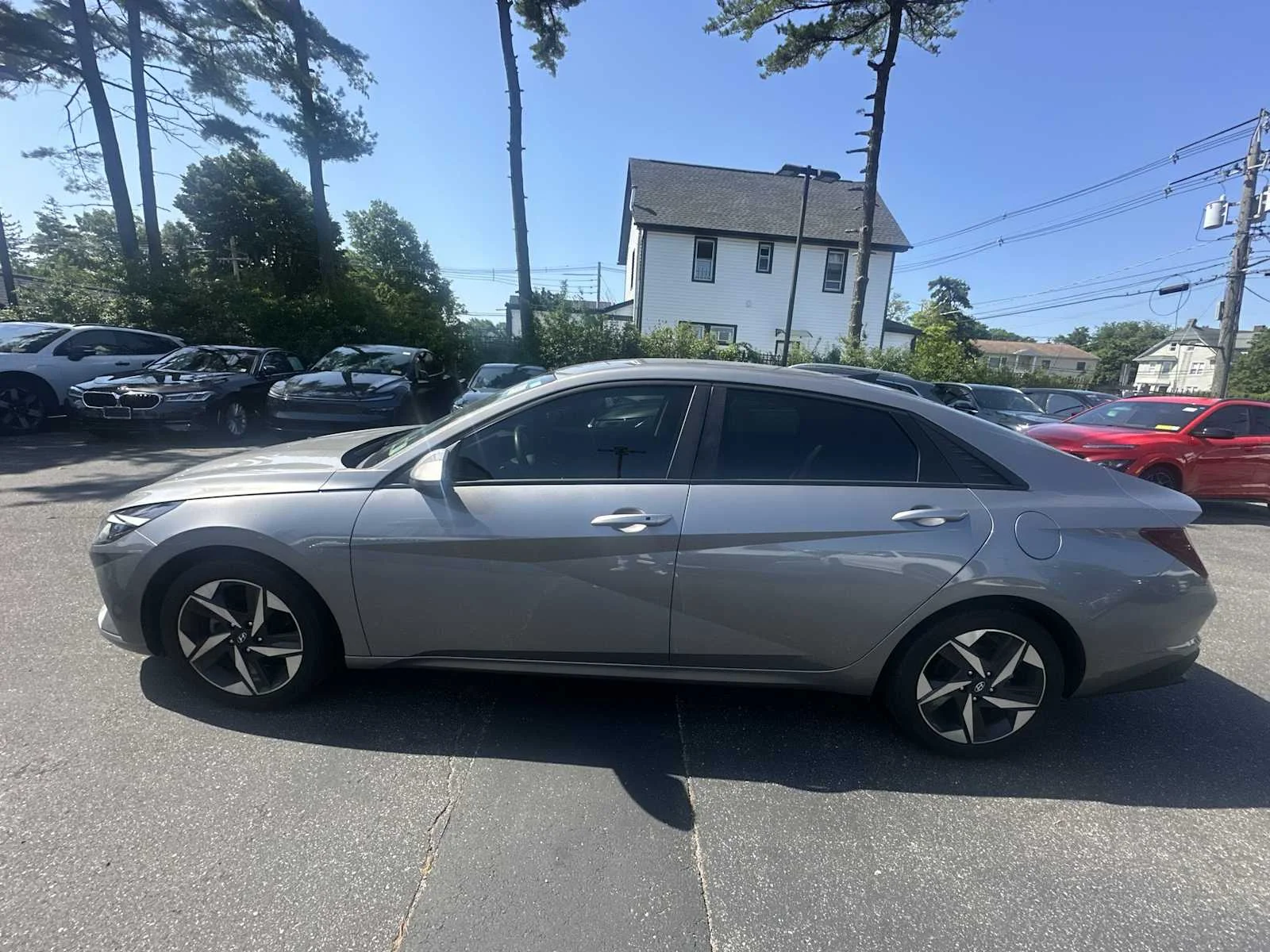 Used 2023 Fluid Metal Hyundai SEL image 4