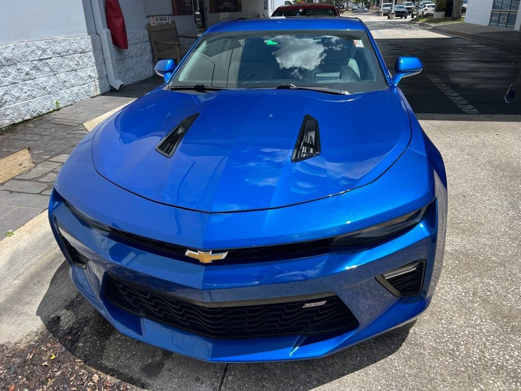 Used 2018 HYPER BLUE METALLIC Chevrolet 2SS image 2