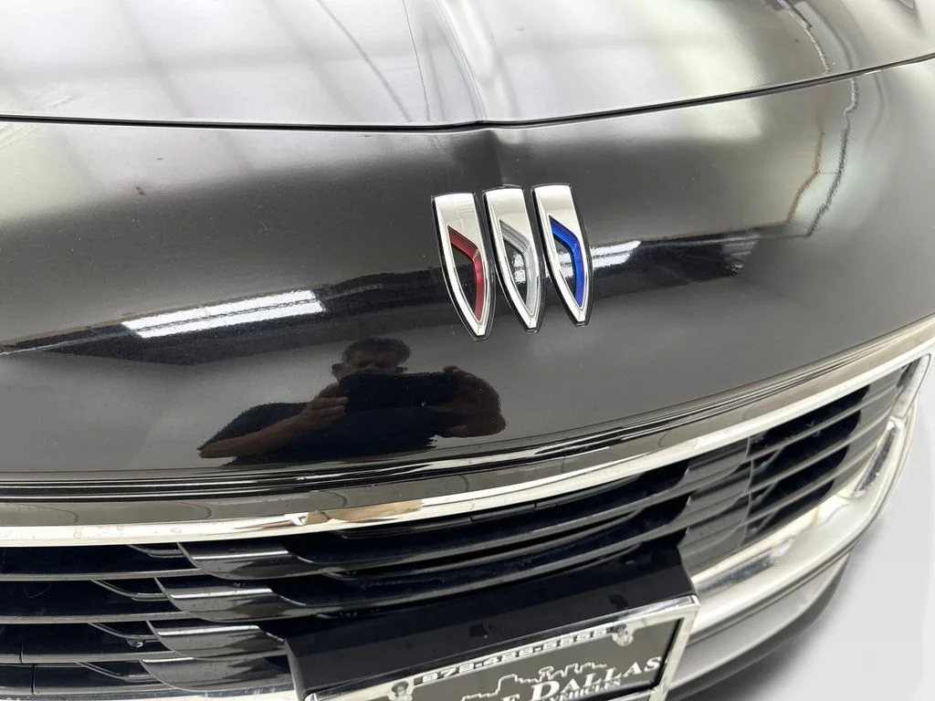 Used 2025 Black Buick Preferred image 25