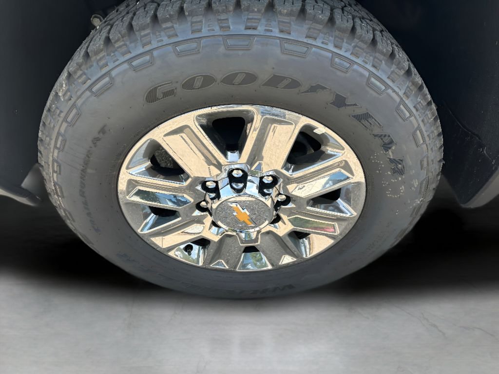 2026 Chevrolet Silverado 2500 HD High Country - Photo 9