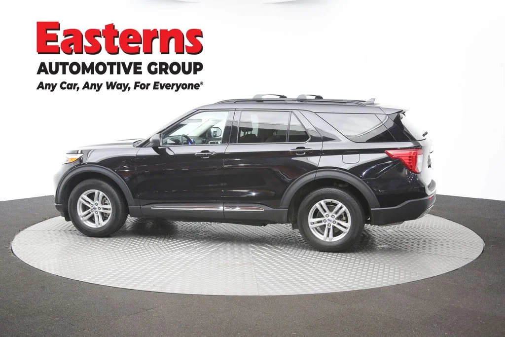 Used 2022 Black Ford XLT image 60