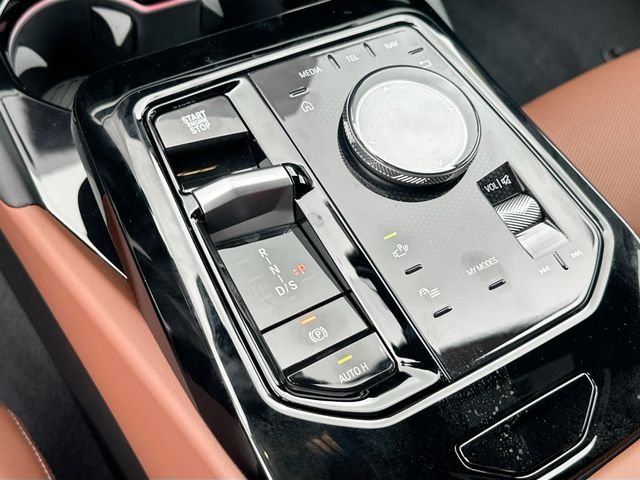 2026 BMW 5 Series 530i - Photo 14
