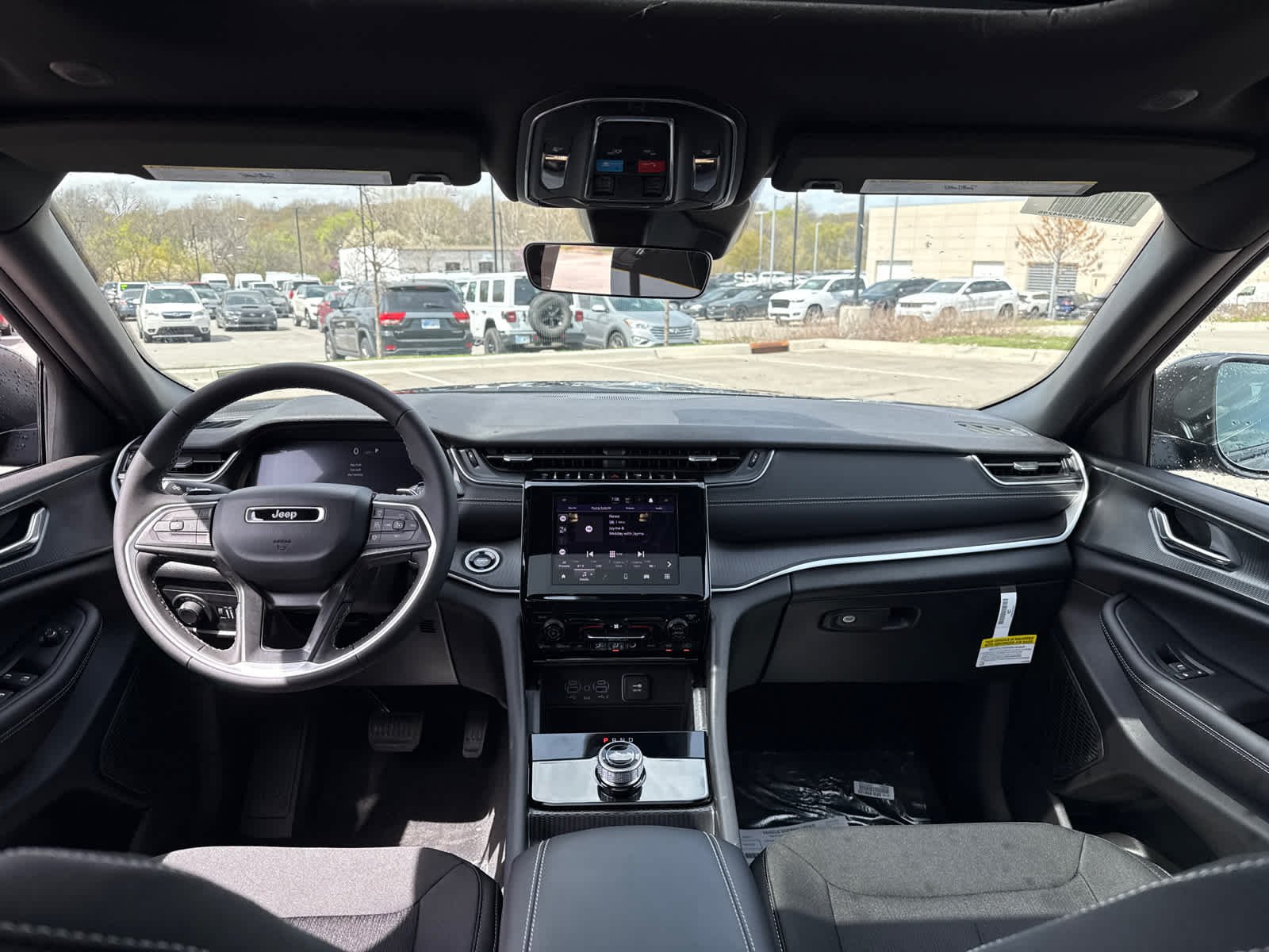 2025 Jeep Grand Cherokee L Laredo - Photo 14