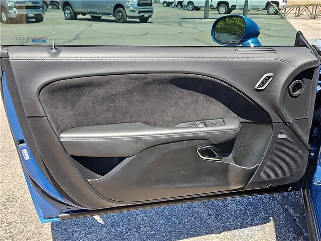 Used 2023 Frostbite Dodge SRT Hellcat Rear-Wheel Drive image 12