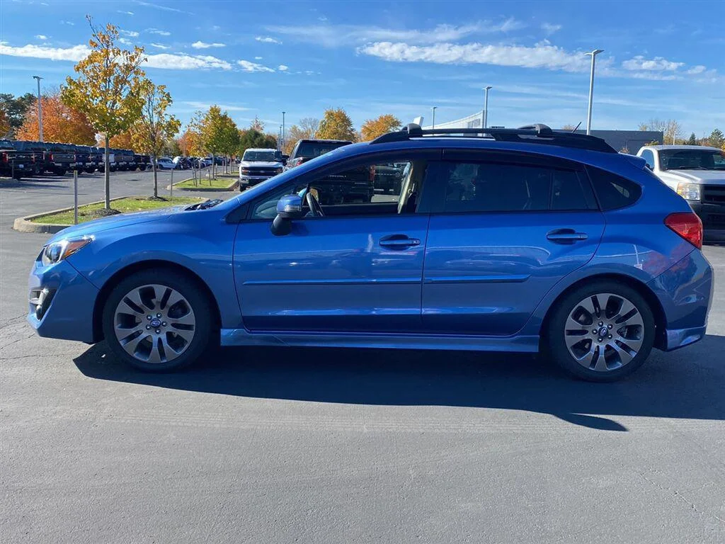Used 2016 Quartz Blue Pearl Subaru 2.0i Sport Premium image 7