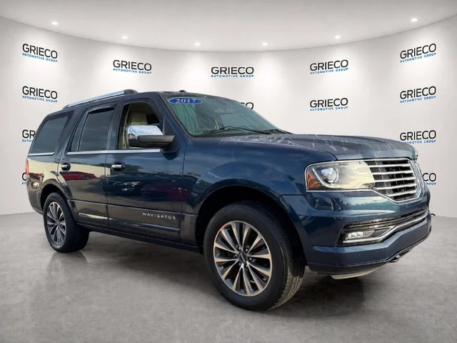 2017 Lincoln Navigator Select