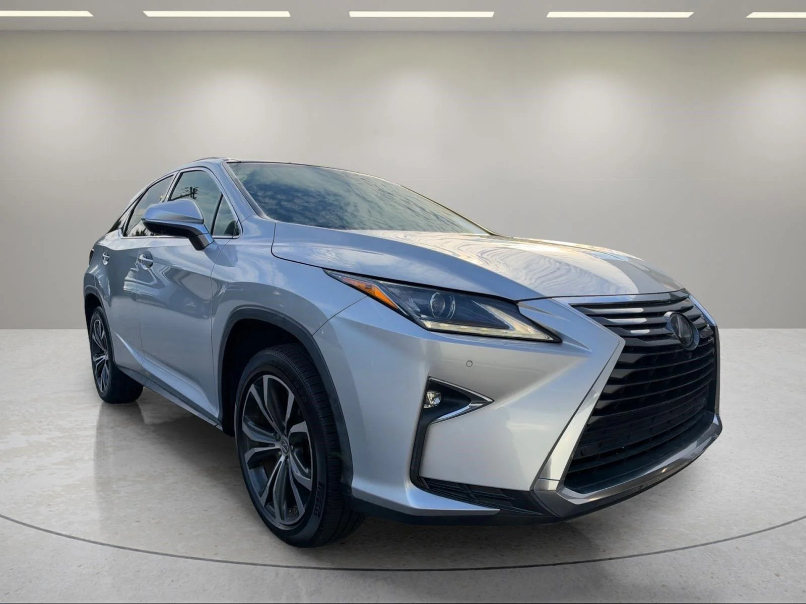 Used 2017 Silver Lining Metallic Lexus RX 350 image 9