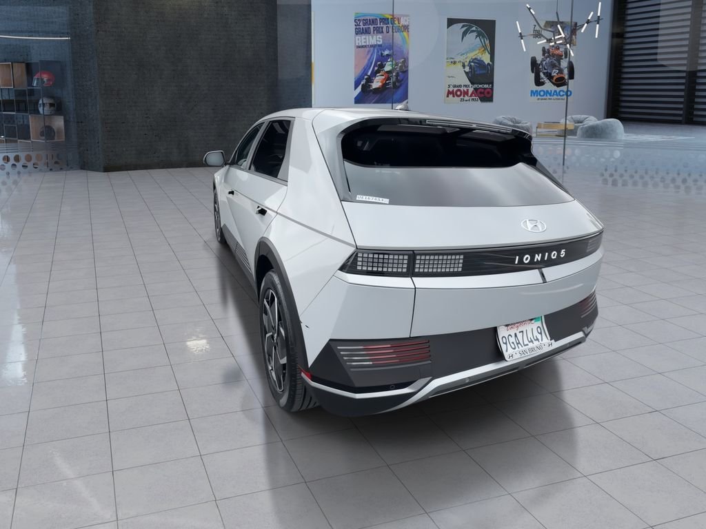 Used 2023 Gray Hyundai SEL image 6