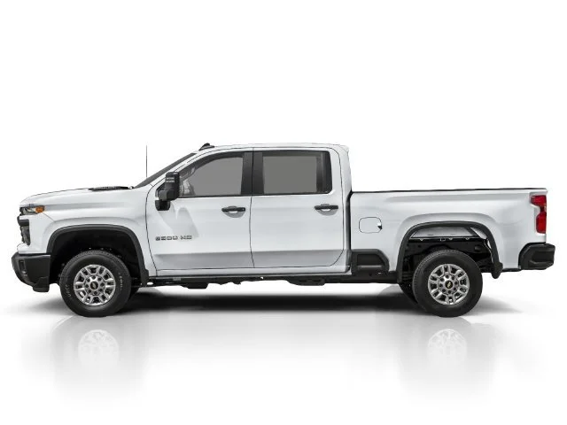 Used 2024 Summit White Chevrolet LT image 3
