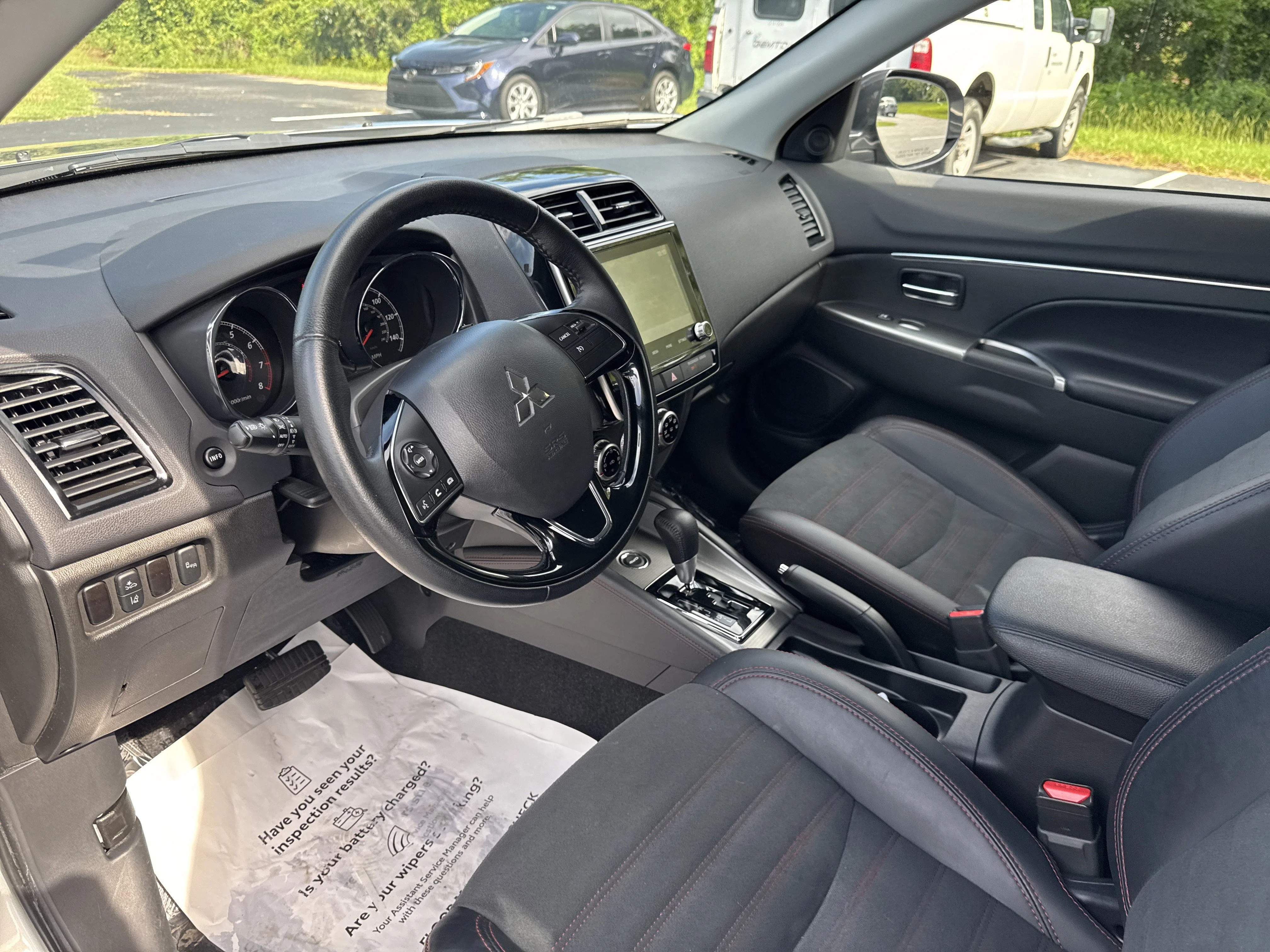 Used 2025  Mitsubishi 2.0 ES image 15