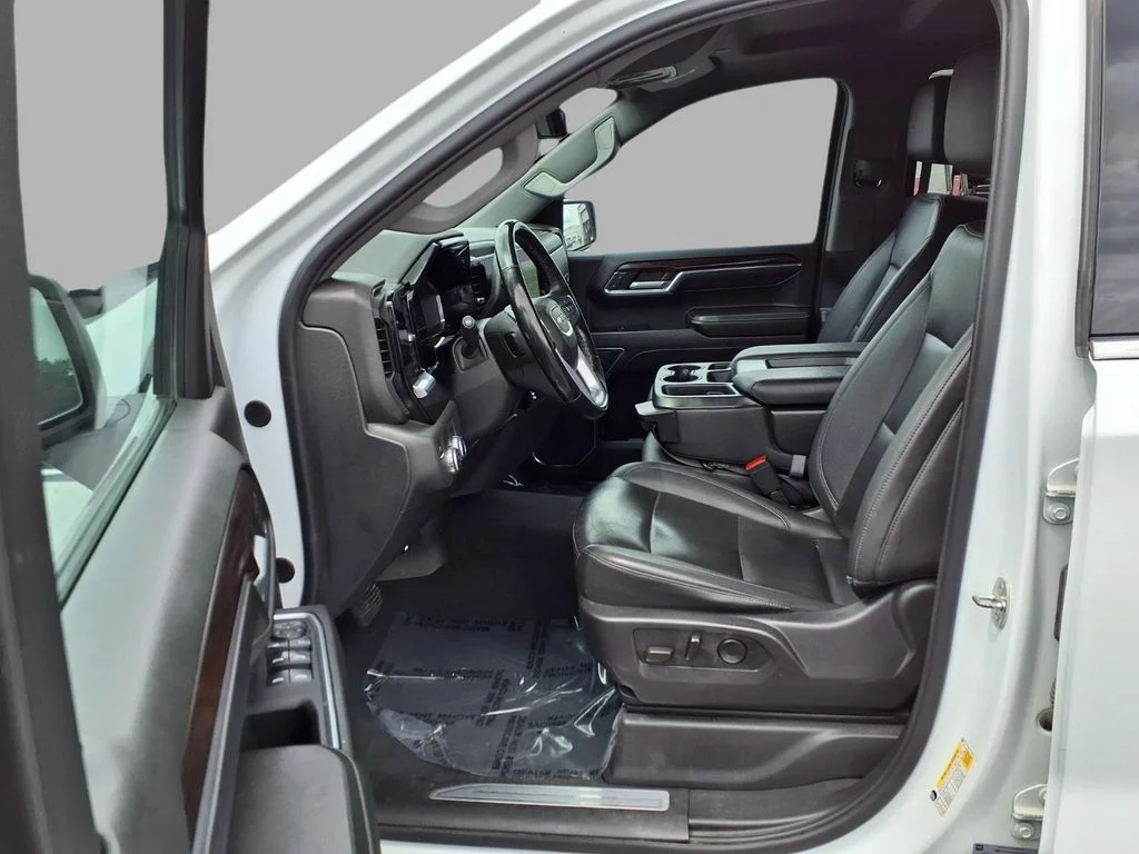 Certified Used 2024 White GMC SLT image 20
