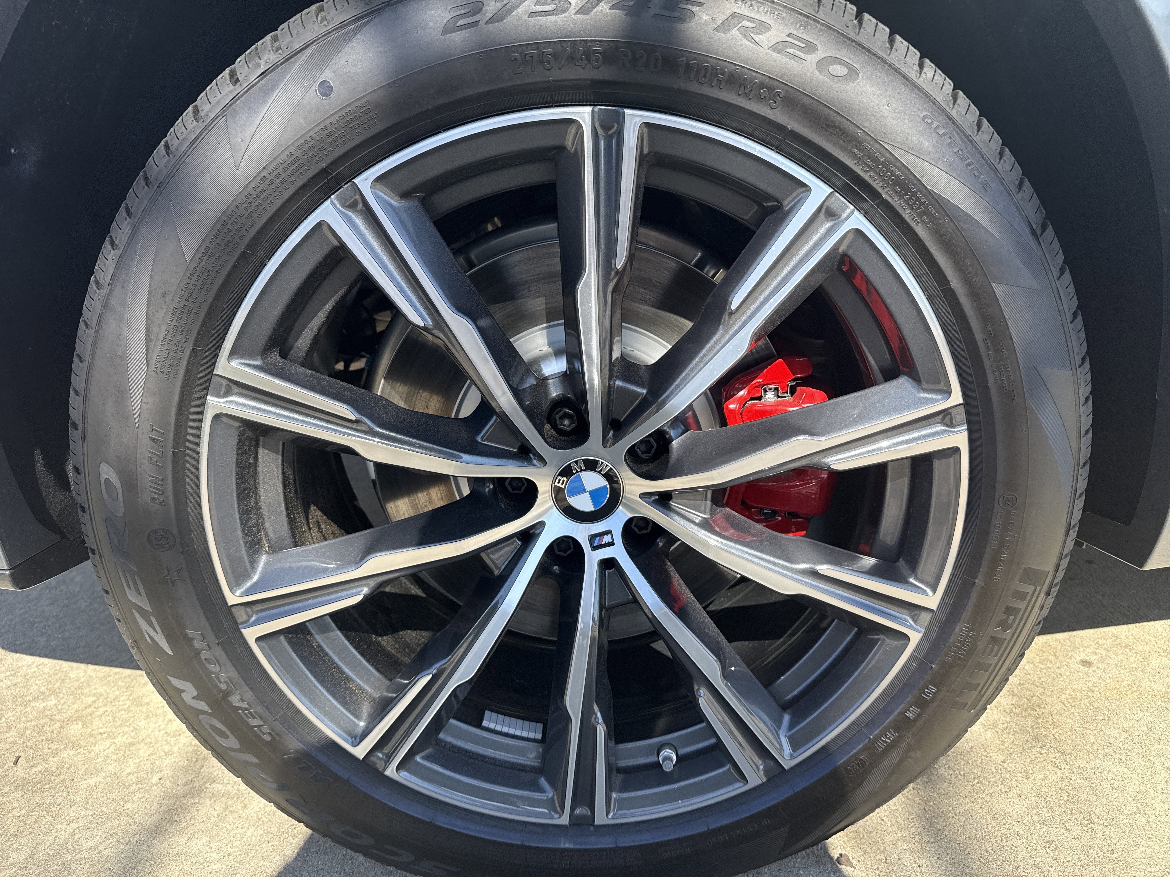New 2026 0C4W Skyscraper Grey Metallic BMW xDrive50e image 27
