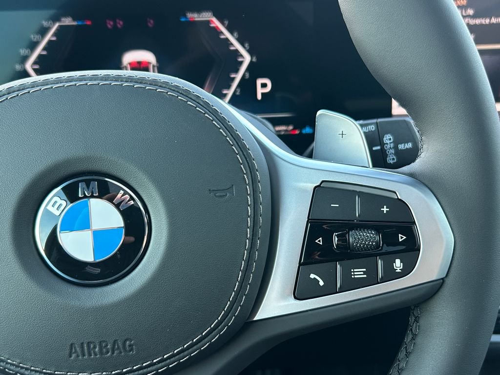 New 2026 Mineral White Metallic BMW xDrive40i image 20