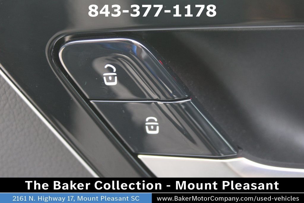 Certified Used 2026 Black Mercedes-Benz GLC 300 image 22