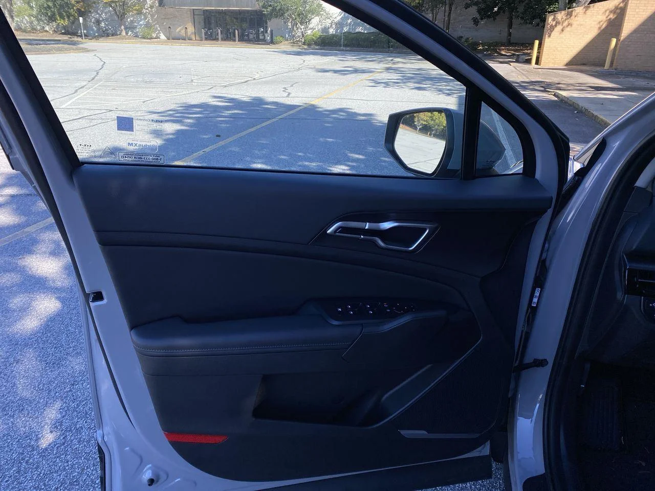 2026 Kia Sportage EX Hybrid - Photo 17