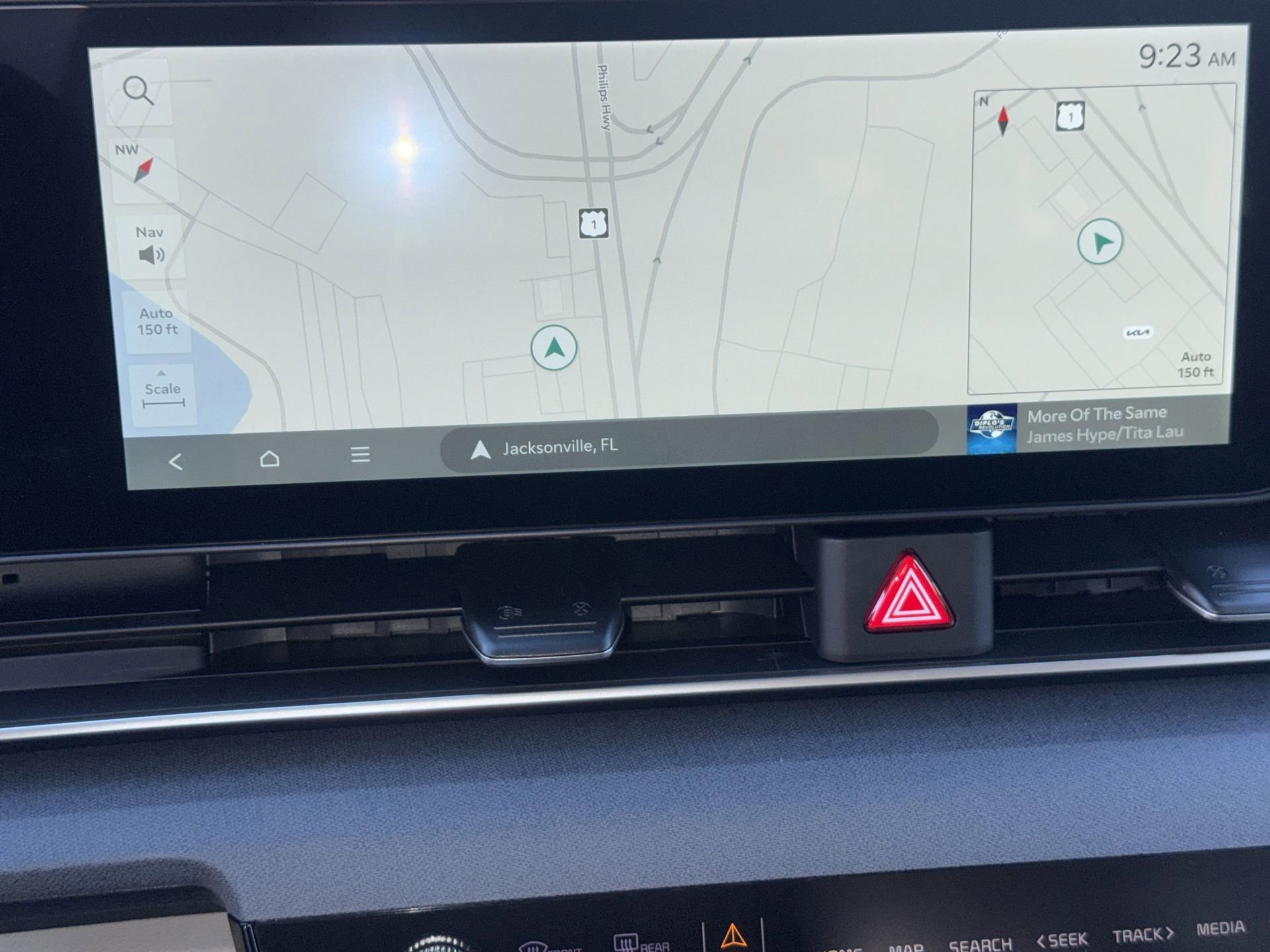 New 2026 Ivory Silver Kia EX image 21