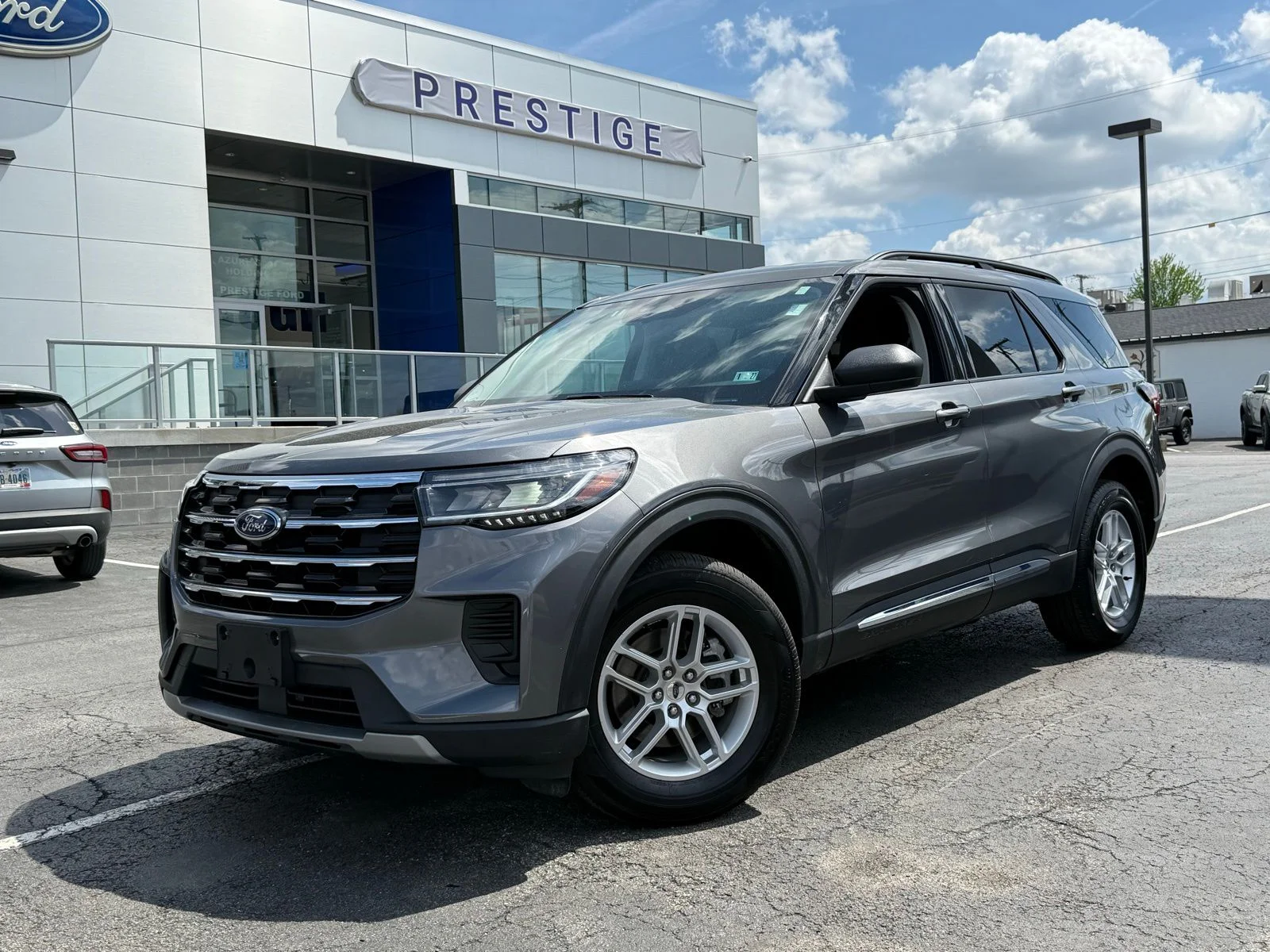 Certified Used 2025 Carbonized Gray Metallic Ford Active image 18