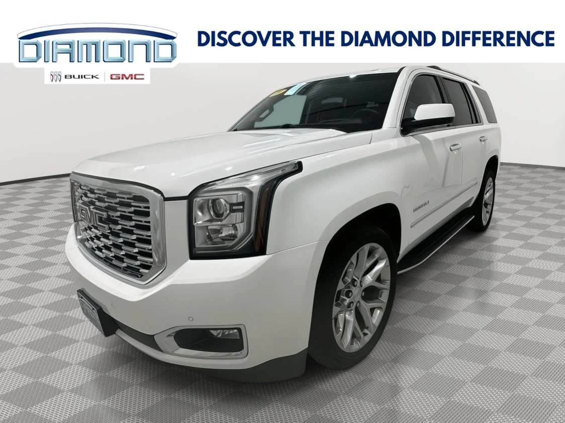 Used 2019 SUMMIT WHITE GMC Denali image 1