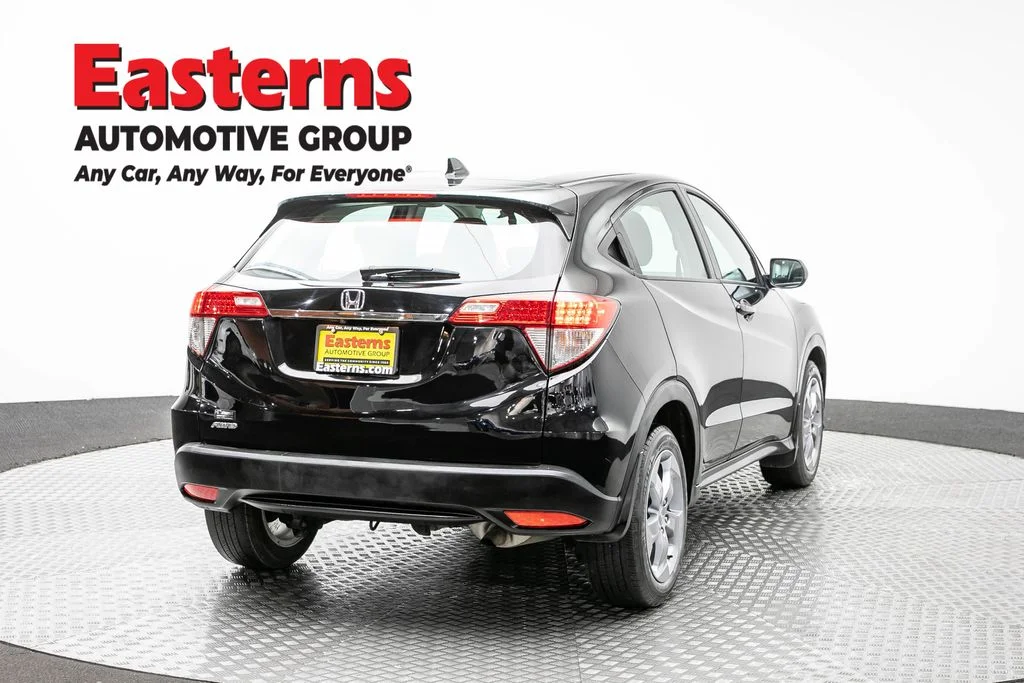Used 2022 Black Honda LX image 5