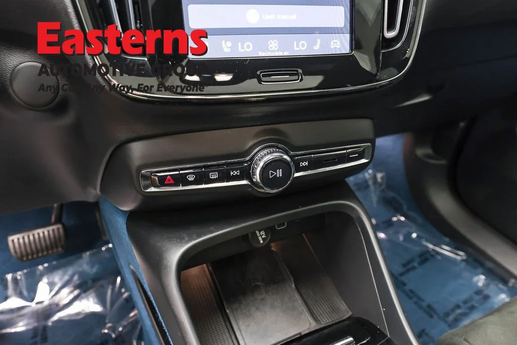 Used 2023 Blue Volvo Ultimate image 19